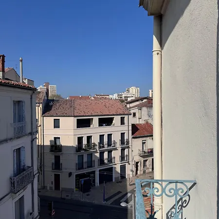 Le Farges-Appartement A 3 Minutes De La Gare St Roch- Laconciergeriebynina