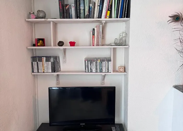 Alloggio in famiglia Le Farges-grande En Colocation- 3 Minutes Gare St Roch- Laconciergeriebynina *
